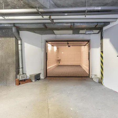 Jantar -port Kolobrzeg- Westerplatte Z Garazem Kołobrzeg