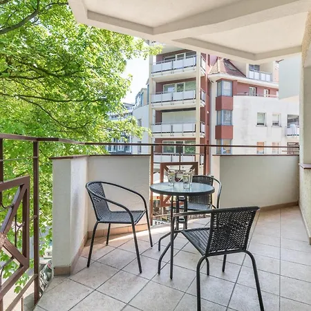 Jantar -port Kolobrzeg- Westerplatte Z Garazem Kołobrzeg