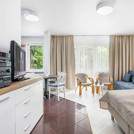 Jantar -port Kolobrzeg- Westerplatte Z Garazem * Kołobrzeg